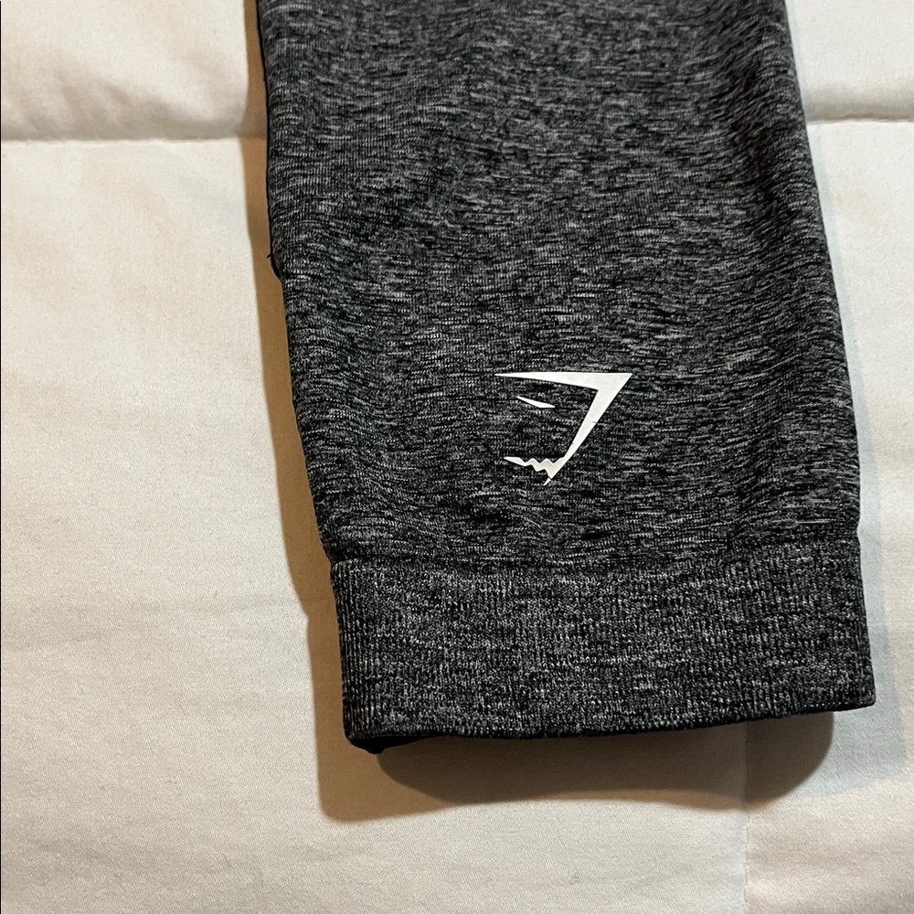 Gymshark Ombré Black to Grey Leggings - Picture 6 of 6